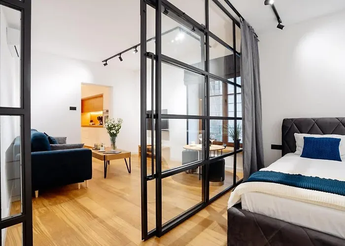 Bracka No 3-5 Apartment *