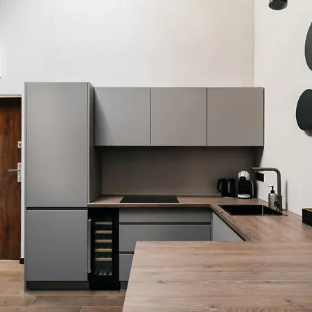 Bracka No 3 * Krasków