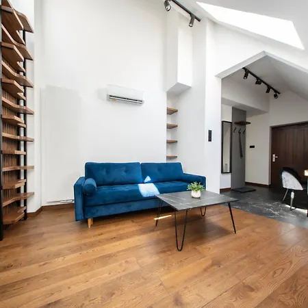 Bracka No 3 * Krasków